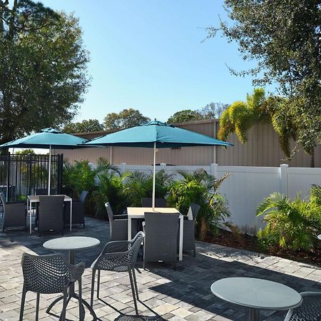 Hampton Inn Pinellas Park St Petersburg, Fl Bagian luar foto